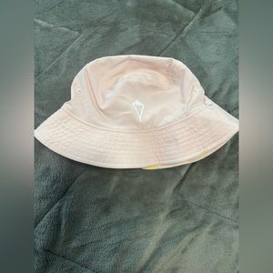 Ivviva Kids Tie Dye and Pink Reversible Bucket Hat